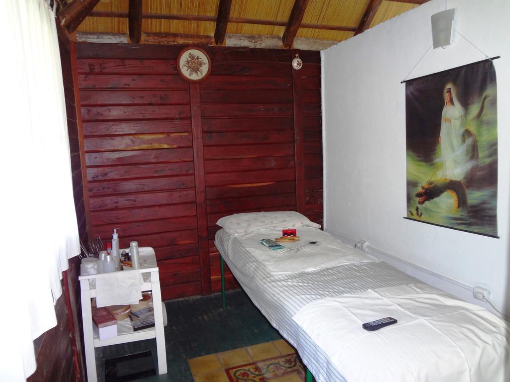 Las Curiosas Hotel Avia Terai Buitenkant foto